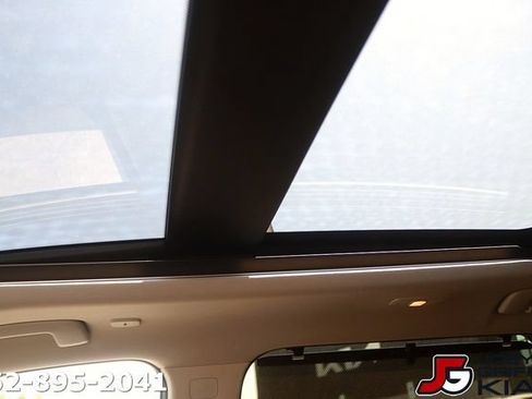 Used 2025 Nissan Rogue Platinum w/ Platinum Premium Package FWD image 31