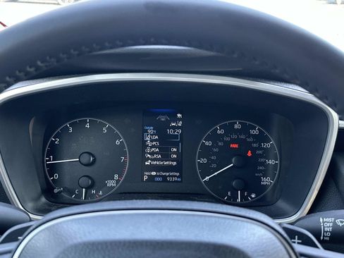Used 2023 Toyota Corolla SE FWD image 25