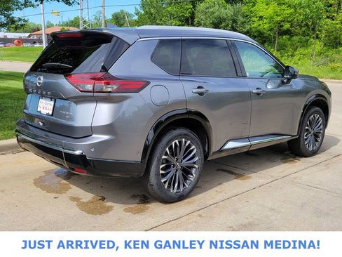 Certified 2026 Nissan Rogue Platinum w/ Platinum Premium Package AWD/4WD image 3