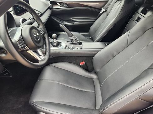Used 2025 MAZDA MX-5 Miata Grand Touring RWD image 4