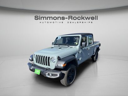Used 2023 Jeep Gladiator Sport w/ Trailer Tow Package