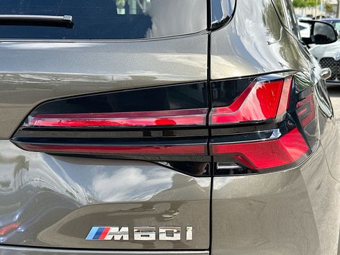 Certified 2025 BMW X5 M60i w/ Executive Package image 33