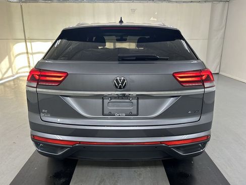Used 2023 Volkswagen Atlas Cross Sport SE w/ Black Wheel Package AWD/4WD image 20