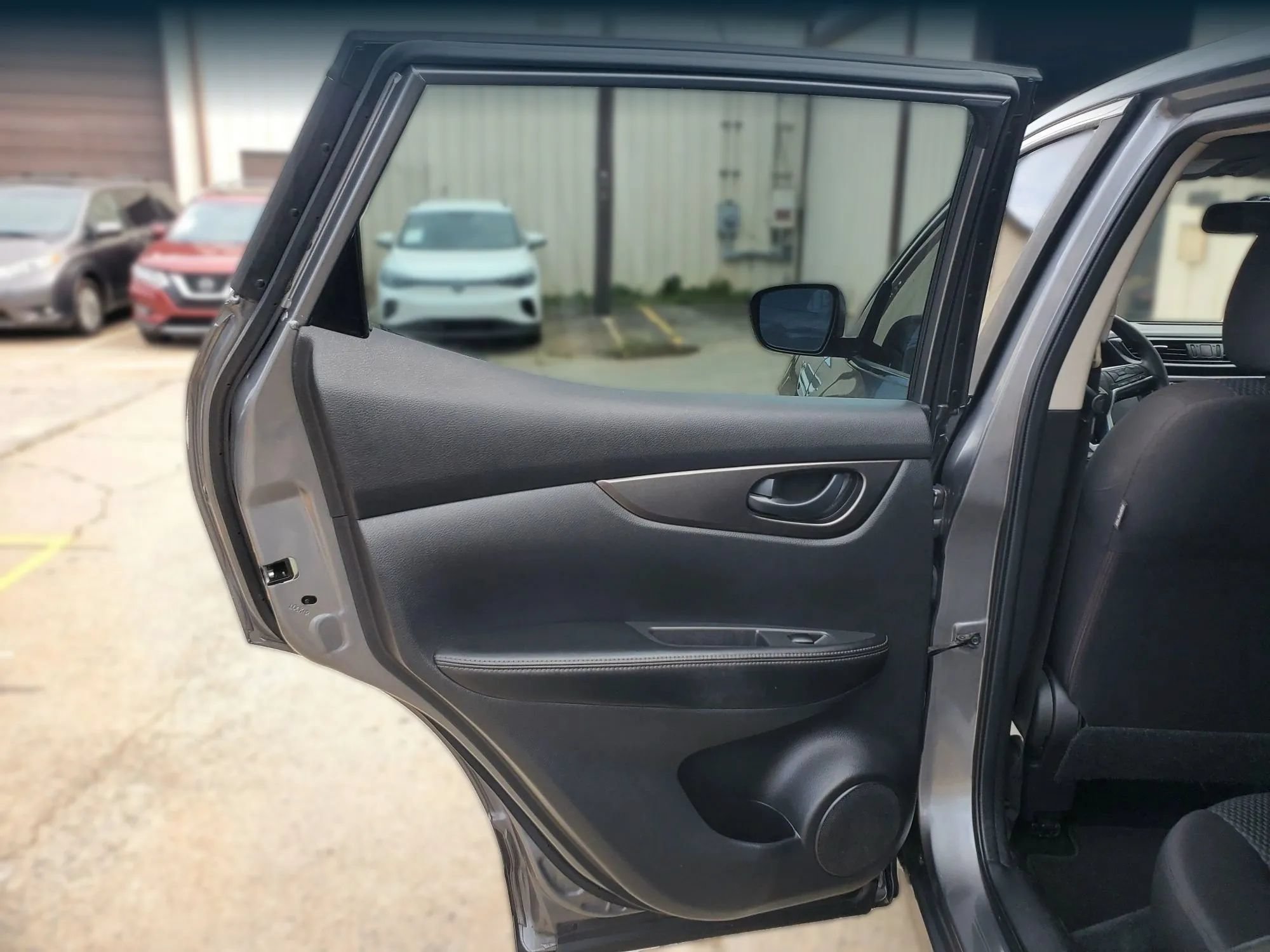 Used 2019 Nissan Rogue Sport S w/ Appearance Package FWD image 14