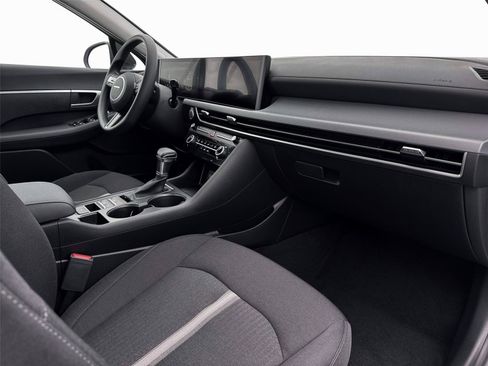 New 2026 Hyundai Sonata SE FWD image 15