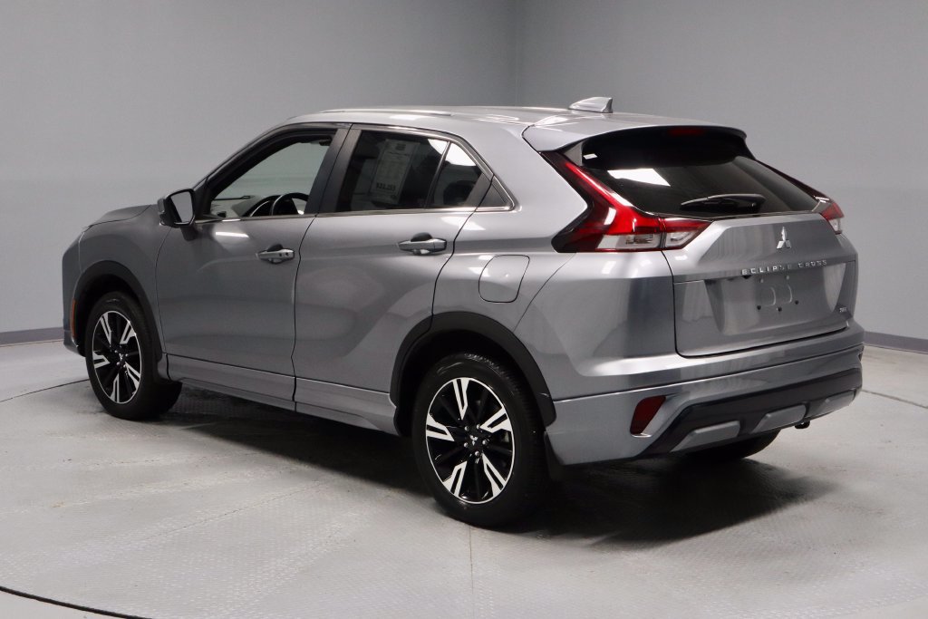 Used 2025 Mitsubishi Eclipse Cross SEL AWD/4WD image 11