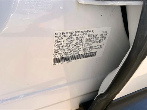 Used 2023 Acura MDX SH-AWD w/ Advance Package image 31