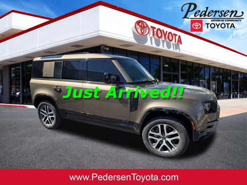 Used 2021 Land Rover Defender 110 X-Dynamic HSE AWD/4WD image 1