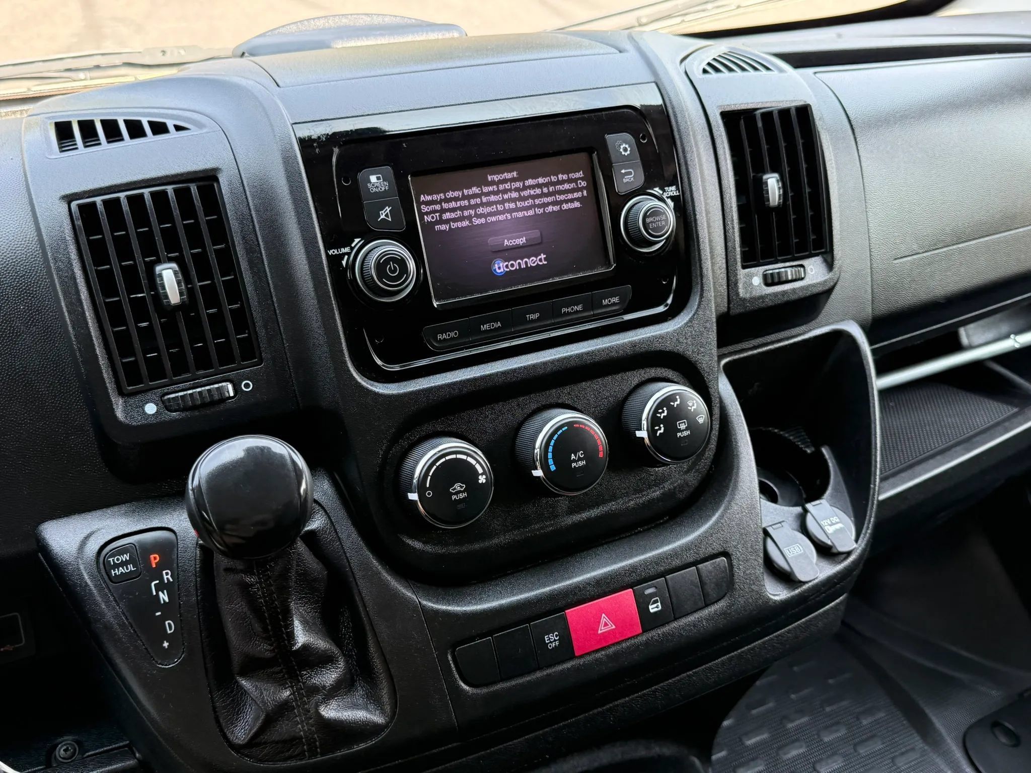 Used 2021 RAM ProMaster 2500 FWD image 17