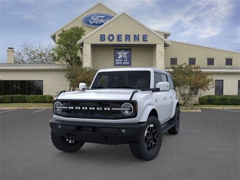 New 2025 Ford Bronco Outer Banks image 2