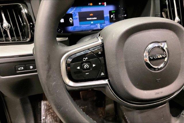 Certified 2024 Volvo XC60 T8 Ultimate AWD/4WD image 21