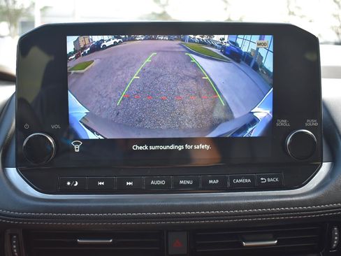 Used 2023 Nissan Rogue Platinum w/ Platinum Premium Package AWD/4WD image 42