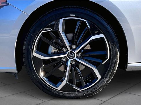 Used 2024 Nissan Altima 2.5 SR image 10