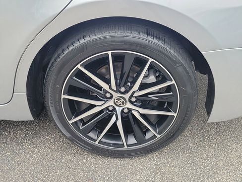 Used 2022 Toyota Camry SE image 7