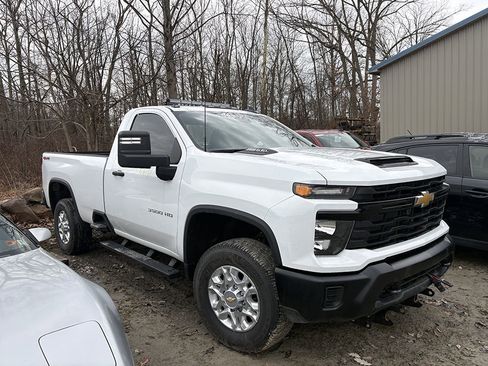 Used 2025 Chevrolet Silverado 3500 W/T w/ Snow Plow Prep/Camper Package image 5