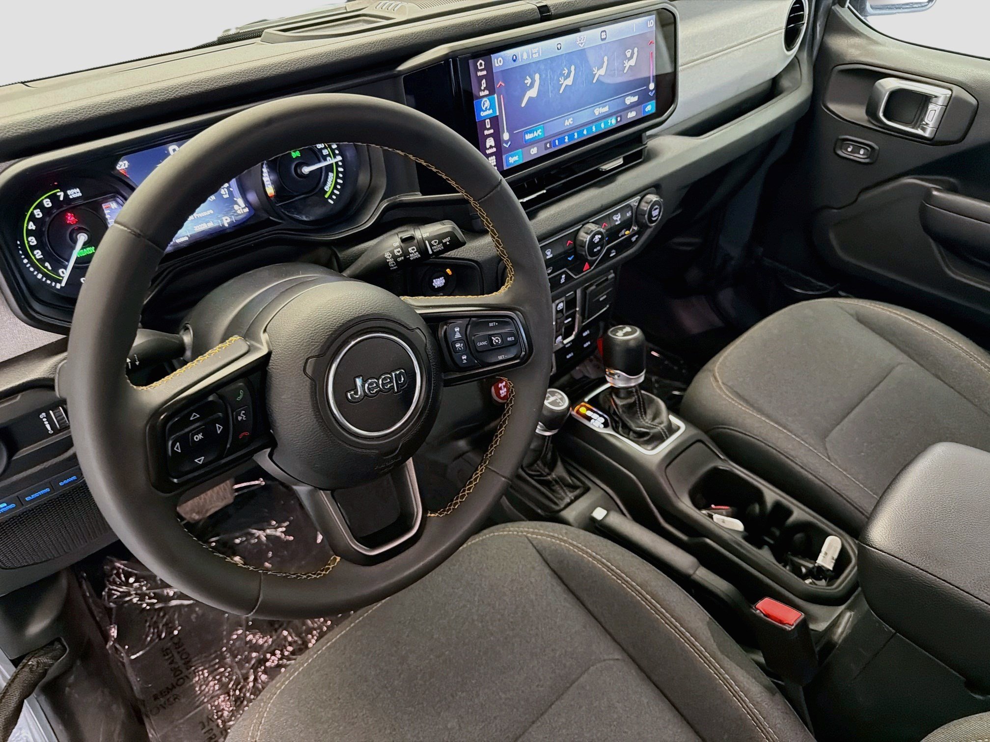 Used 2024 Jeep Wrangler Unlimited AWD/4WD image 7