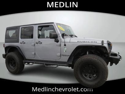 Used 2015 Jeep Wrangler Unlimited Rubicon w/ Connectivity Group