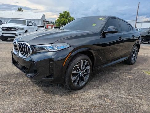 Used 2025 BMW X6 xDrive40i w/ Parking Assistance Package AWD/4WD image 8
