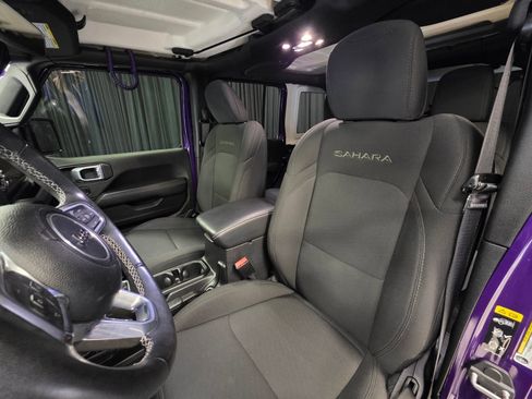 Used 2023 Jeep Wrangler Sahara w/ Safety Group image 16