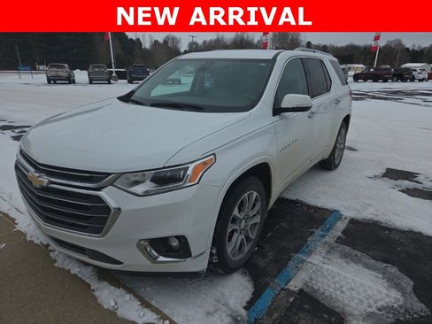 Used 2018 Chevrolet Traverse Premier w/ Driver Confidence II Package image 1