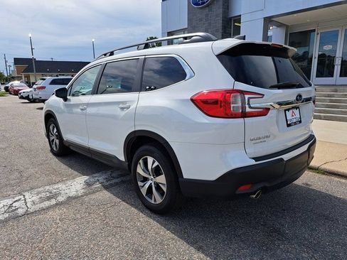 Certified 2025 Subaru Ascent Premium AWD/4WD image 4