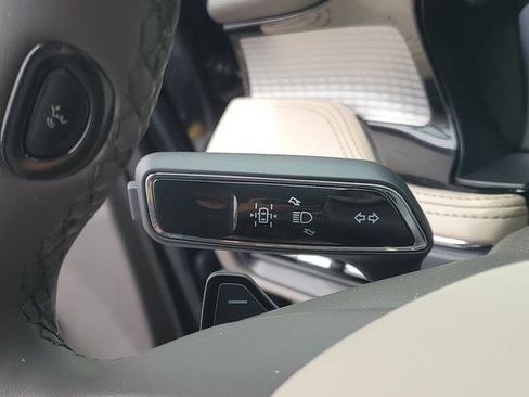 Certified 2024 Lincoln Corsair AWD w/ Equipment Group 101A image 14
