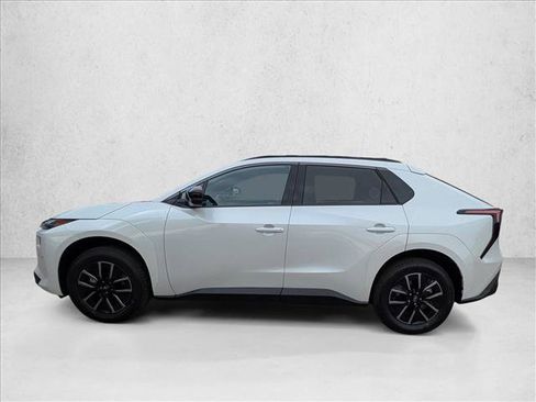 New 2026 Subaru Solterra Premium image 8