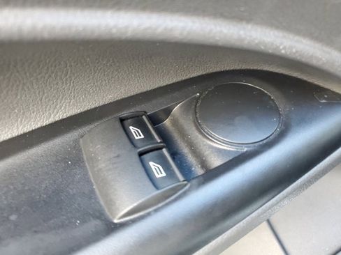 Certified 2019 Ford Transit Connect XL image 18