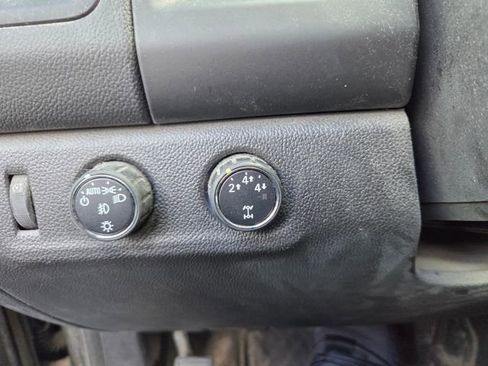 Used 2015 Chevrolet Colorado LT w/ LT Convenience Package image 13