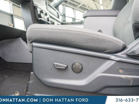 New 2026 Ford F250 XLT w/ XLT Premium Package AWD/4WD image 16