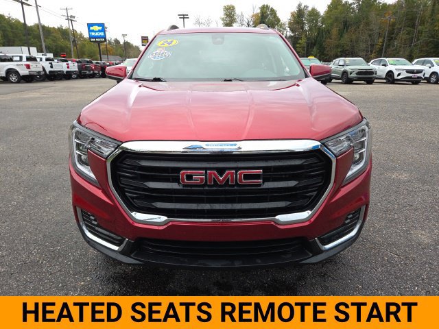 Used 2024 GMC Terrain SLE w/ Driver Convenience Package AWD/4WD image 3