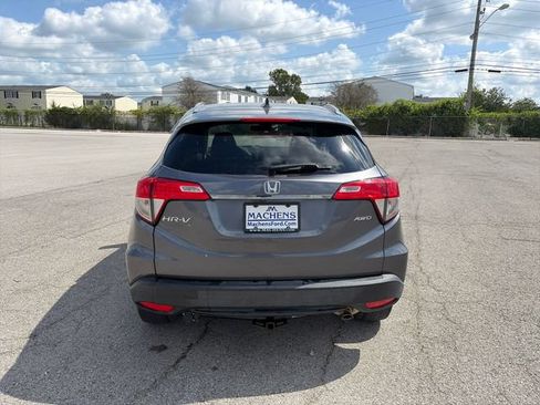 Used 2021 Honda HR-V EX image 4