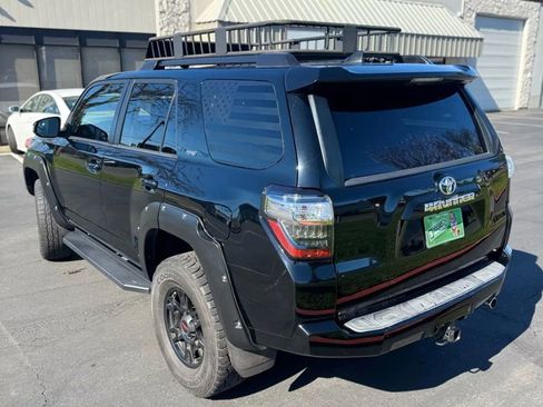 Used 2016 Toyota 4Runner SR5 image 5