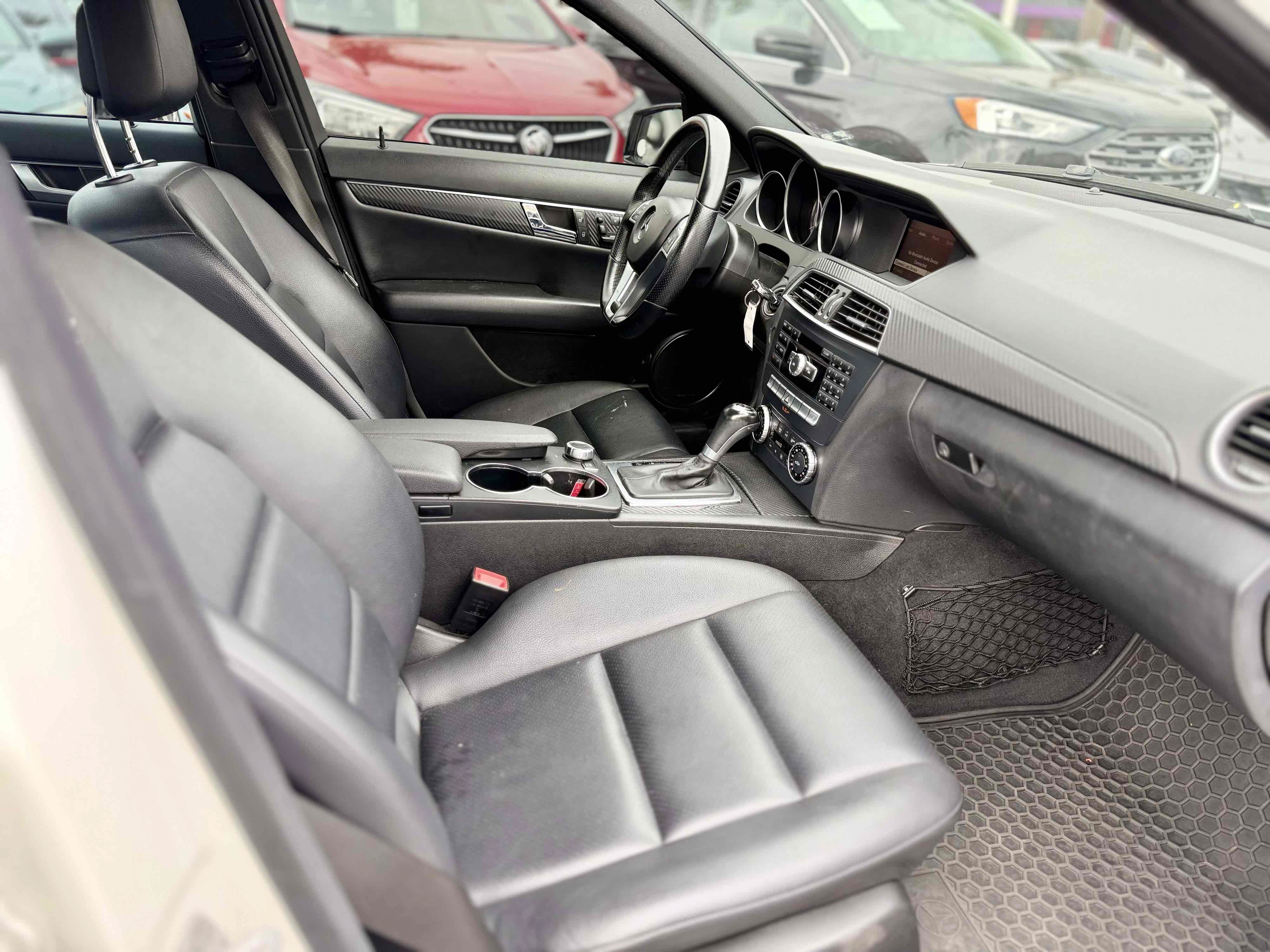 Used 2013 Mercedes-Benz C 250 Sedan w/ Premium 1 Pkg image 15