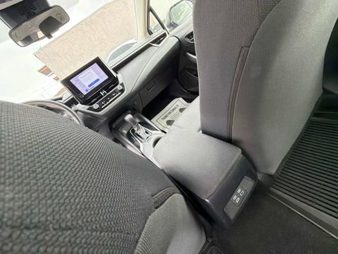 Used 2023 Toyota Corolla LE image 21