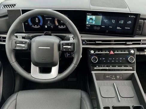 New 2025 Hyundai Santa Fe SEL AWD/4WD image 17