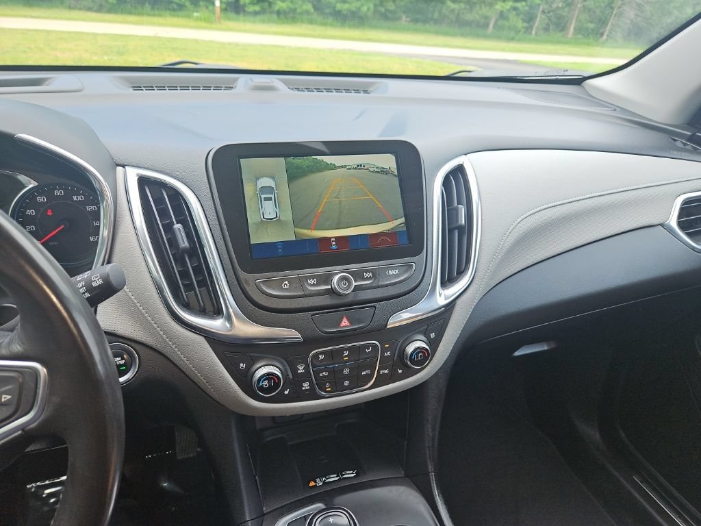 Used 2018 Chevrolet Equinox Premier AWD/4WD image 18