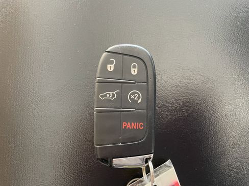 Used 2023 Jeep Compass High Altitude w/ Driver Assist Group I image 23