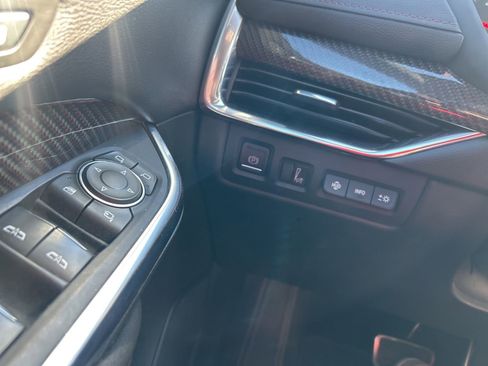 Used 2020 Cadillac XT4 Sport image 14