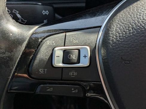 Used 2019 Volkswagen Jetta SE FWD image 22