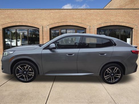 Used 2025 BMW X2 xDrive28i image 7