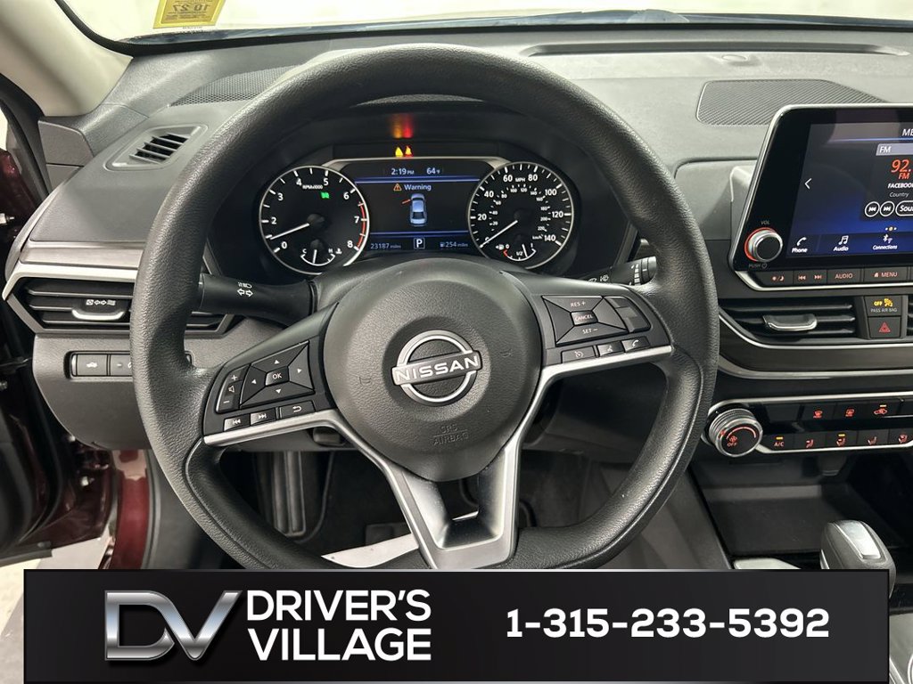 Used 2024 Nissan Altima 2.5 SV AWD/4WD image 4