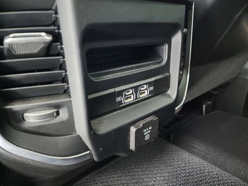 Used 2024 RAM 3500 Laramie w/ Night Edition image 43