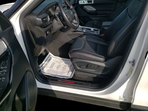 Used 2023 Ford Explorer ST w/ Equipment Group 401A image 5