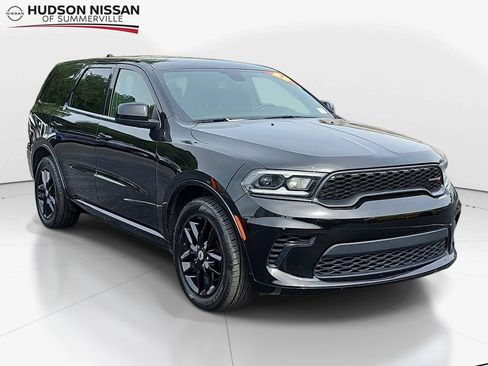 Used 2023 Dodge Durango GT RWD image 1