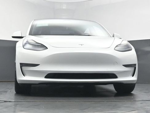 Used 2022 Tesla Model 3 Long Range AWD/4WD image 42