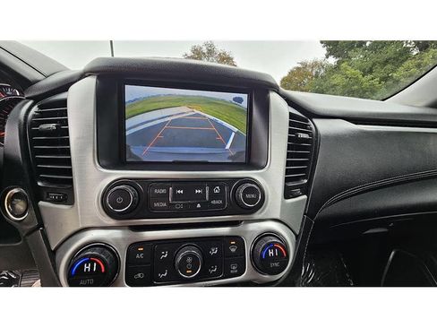 Used 2015 GMC Yukon SLT image 32