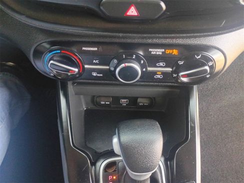 Used 2021 Kia Soul LX image 26