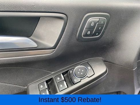 Used 2022 Ford Escape Titanium image 18