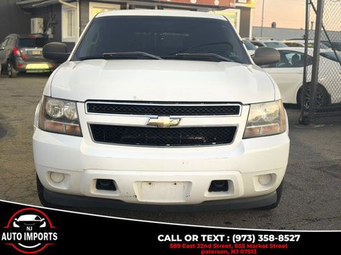 Used 2009 Chevrolet Tahoe 2WD image 2